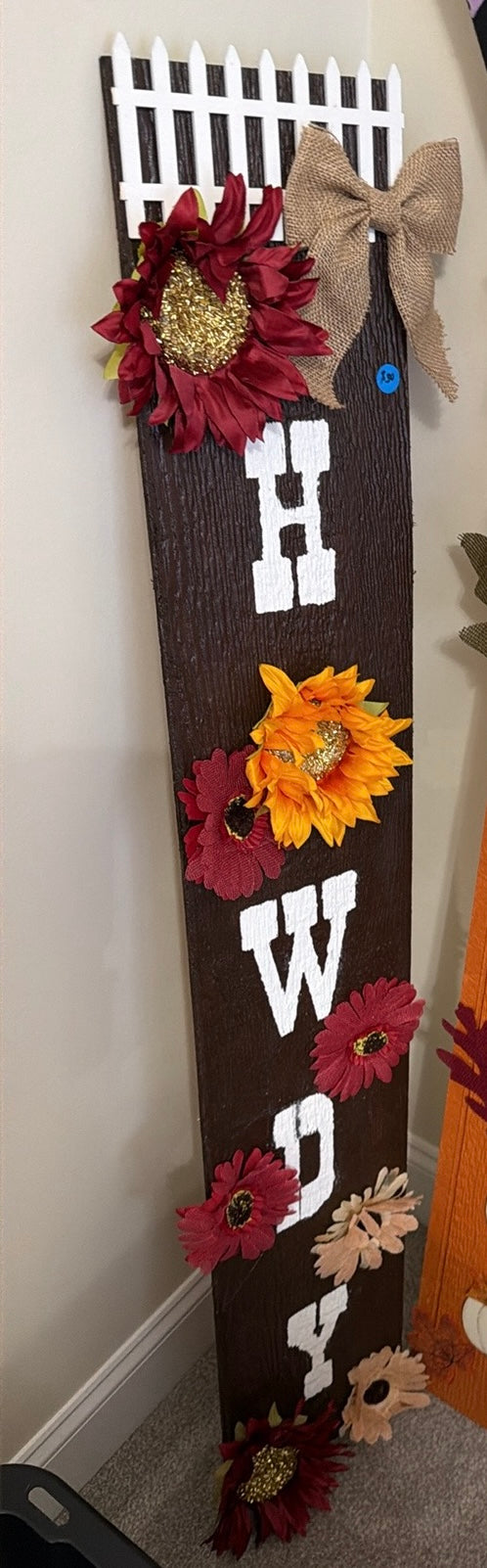 Rustic Sunflower Howdy Sign